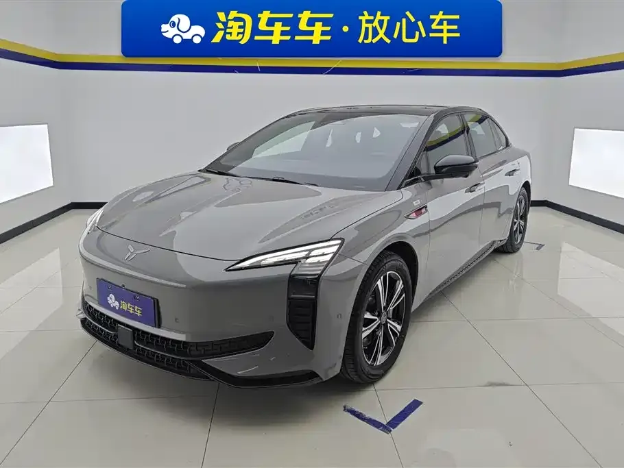 Hongqi EH7 2024 из CN, фото 1