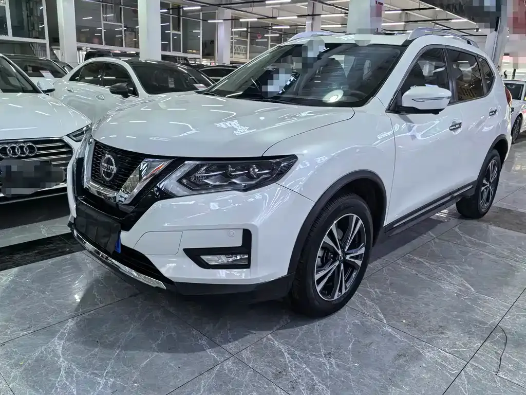 Nissan X-Trail 2021 из CN, фото 1
