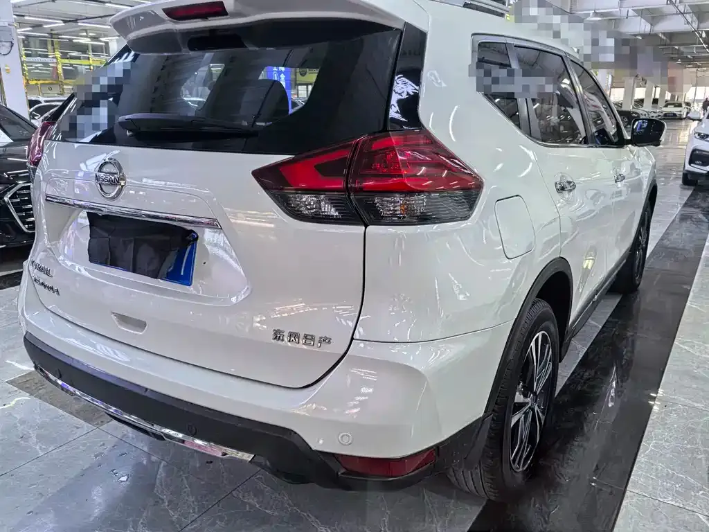 Nissan X-Trail 2021 из CN, фото 2