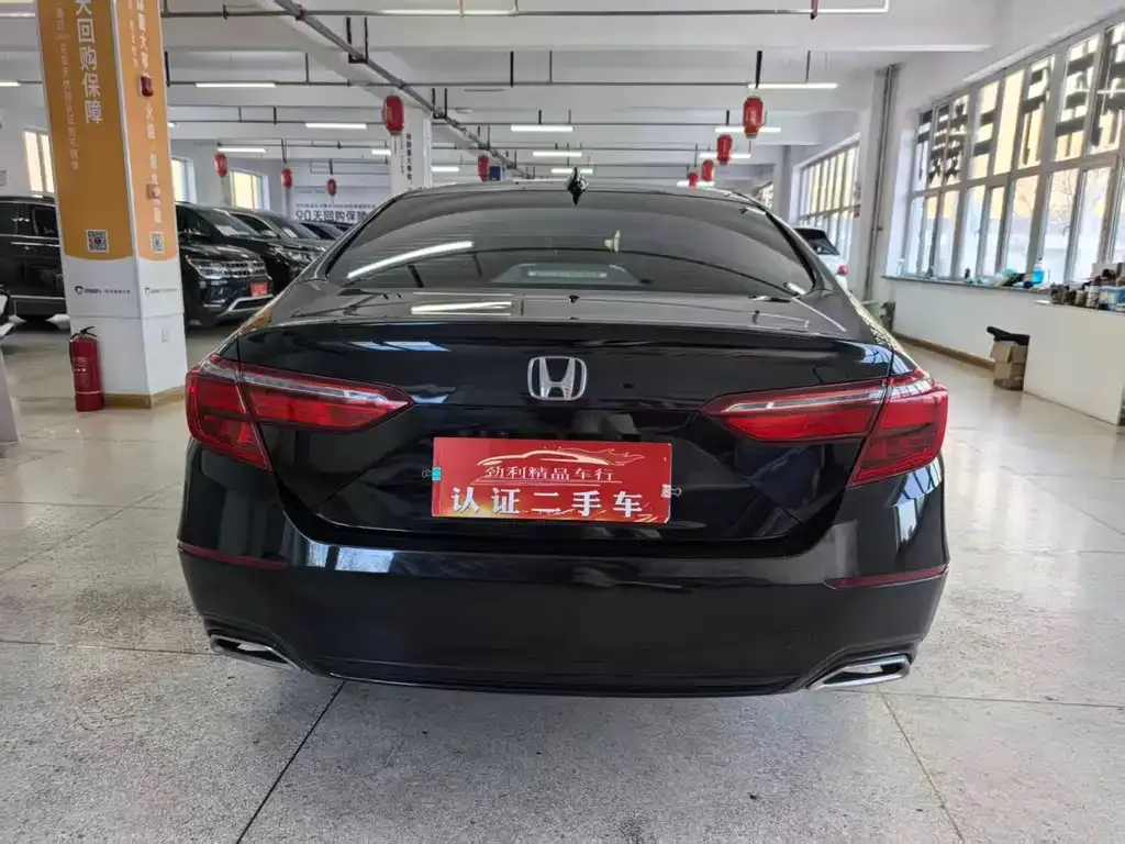 Honda Inspire — фото 9