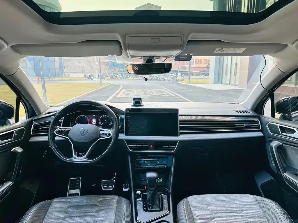 Volkswagen Tiguan X 2022 из CN, фото 3