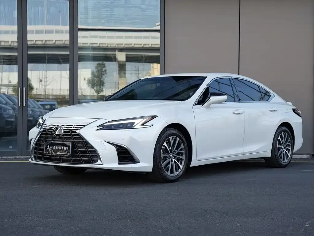 Lexus ES 2025 из CN, фото 1