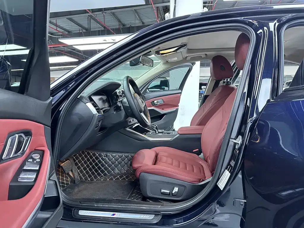 BMW 3 Series 2021 из CN, фото 4