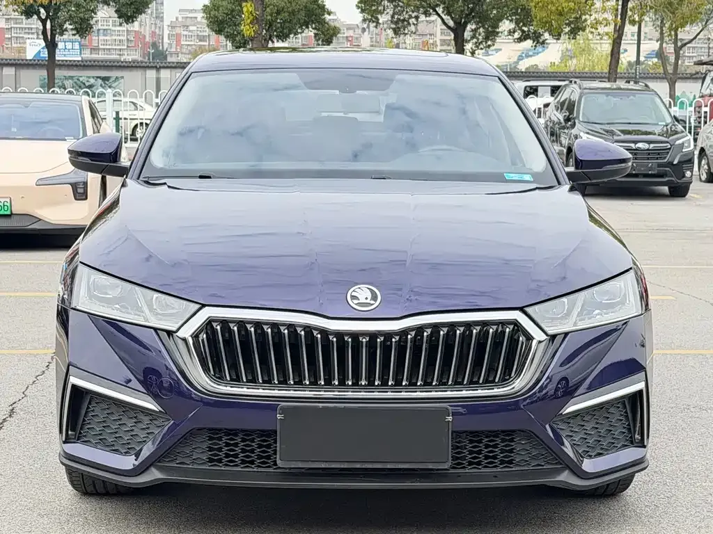 Skoda Octavia — фото 3