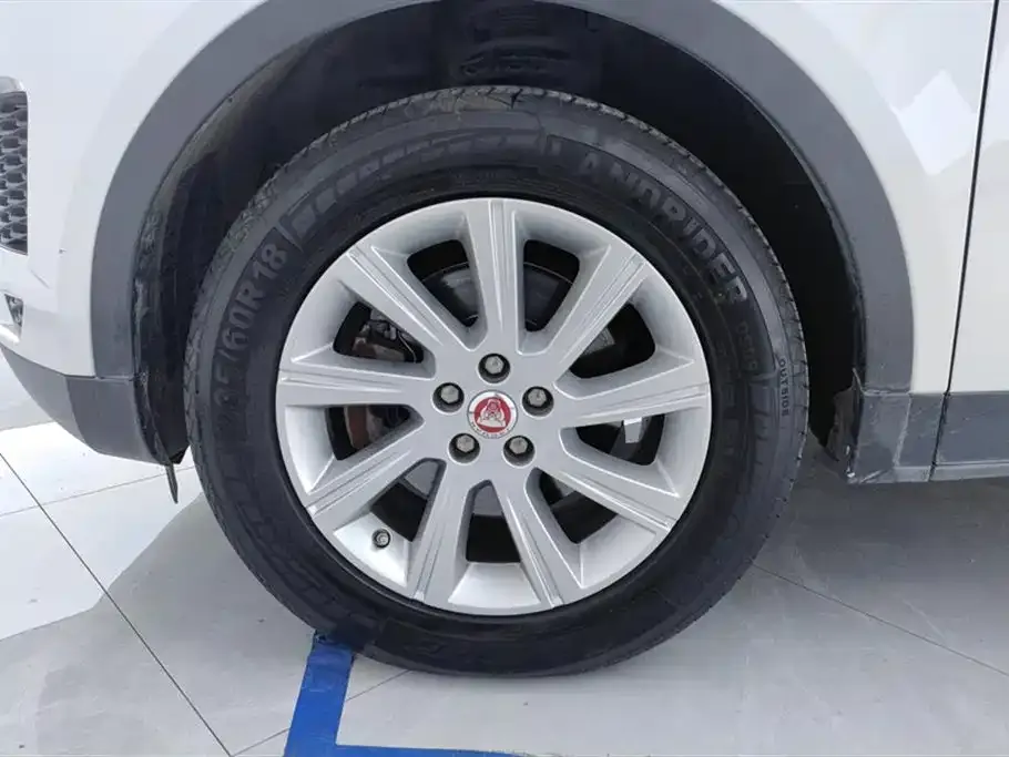 Jaguar E-PACE 2021 из CN, фото 3