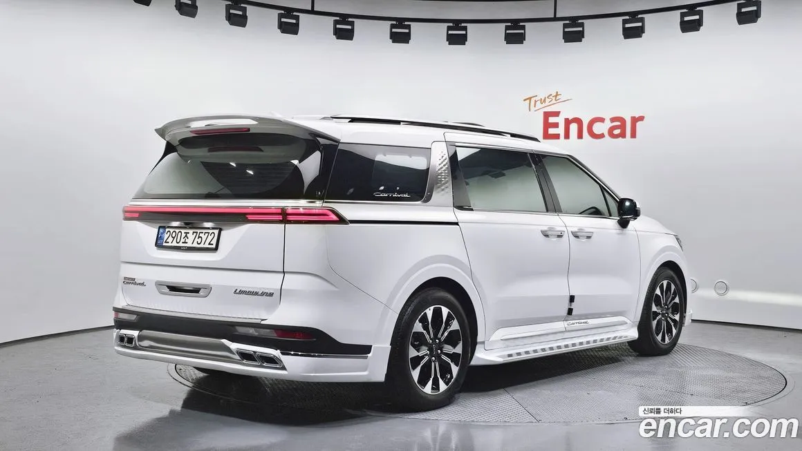 Kia Carnival 2022 из KR, фото 2