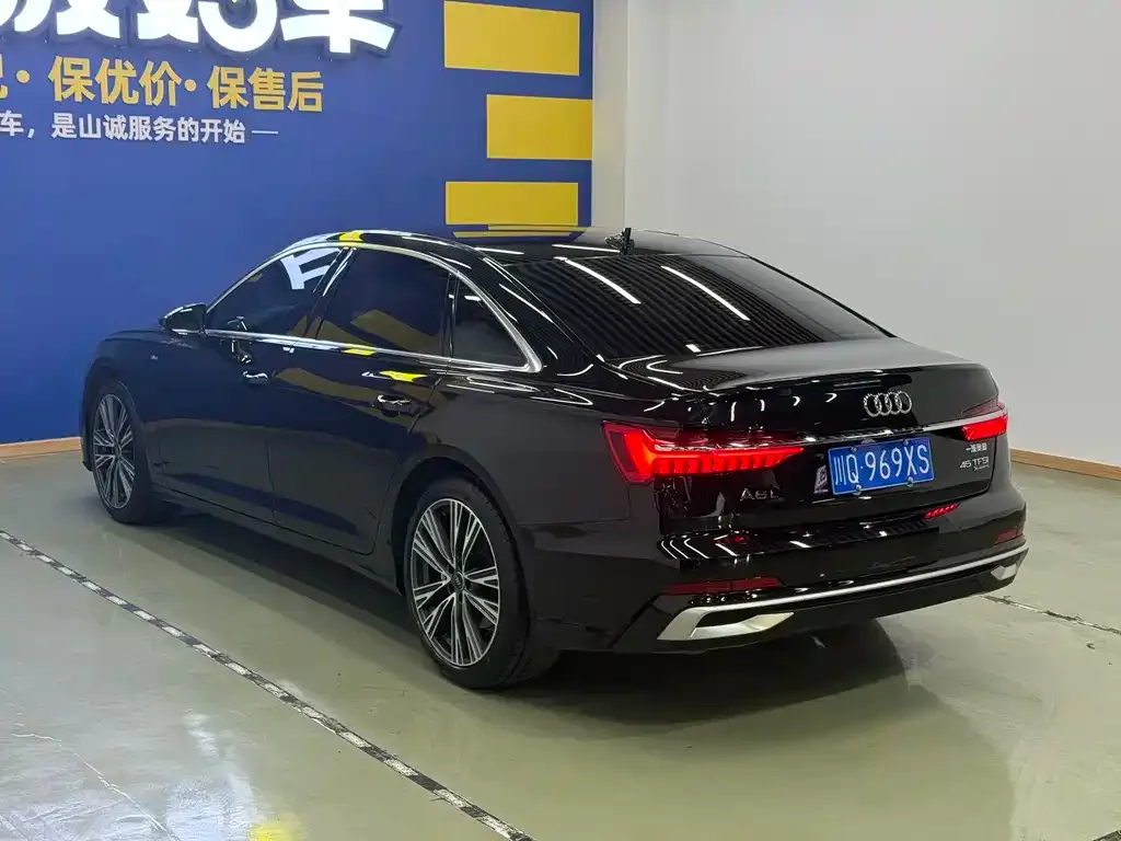 Audi A6L 2025 из CN, фото 9