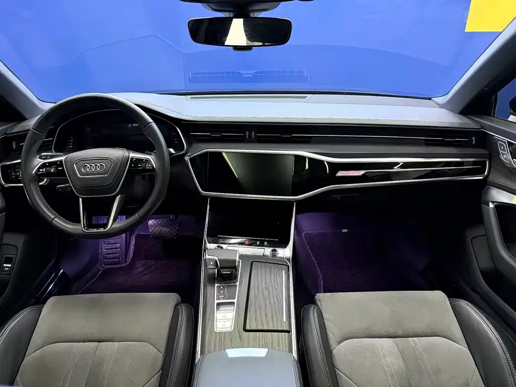 Audi A6L 2025 из CN, фото 4