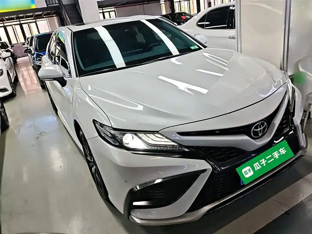 Toyota Camry 2023 из CN, фото 4