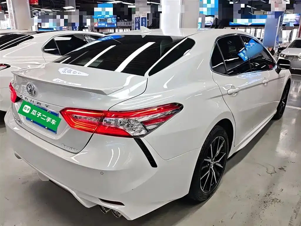 Toyota Camry 2023 из CN, фото 7