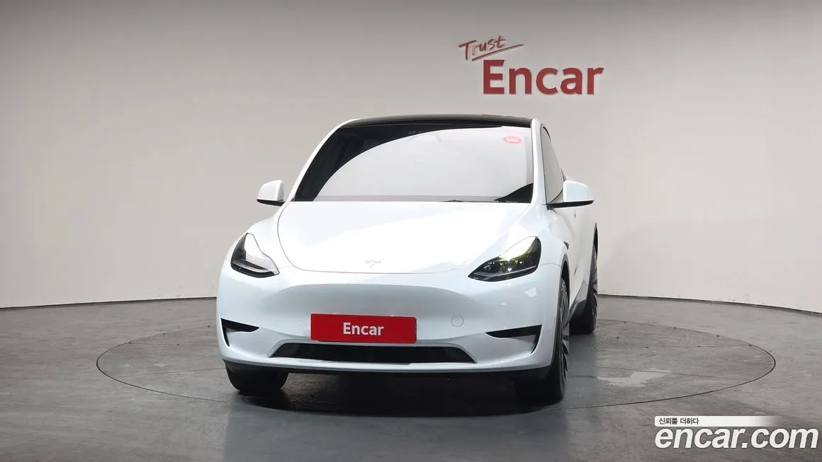 Tesla Model Y — фото 7