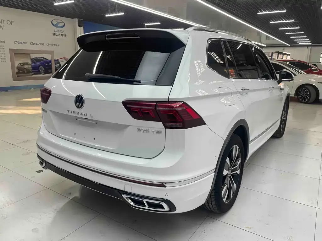 Volkswagen Tiguan L 2024 из CN, фото 4