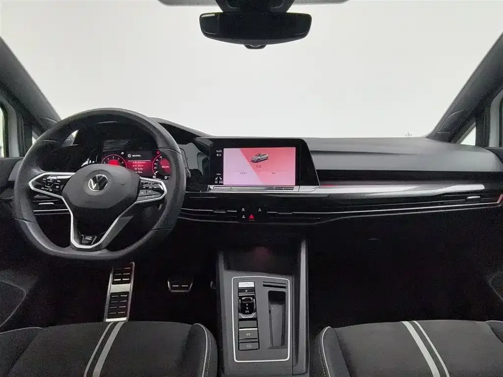 Volkswagen Golf 2021 из CN, фото 4