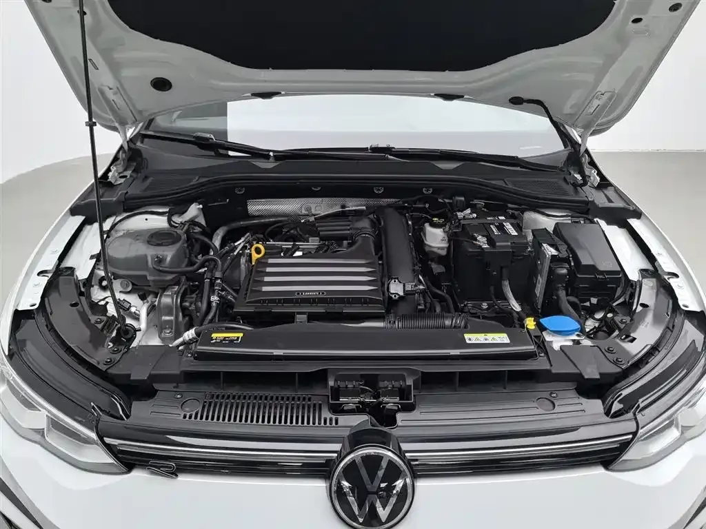 Volkswagen Golf 2021 из CN, фото 10