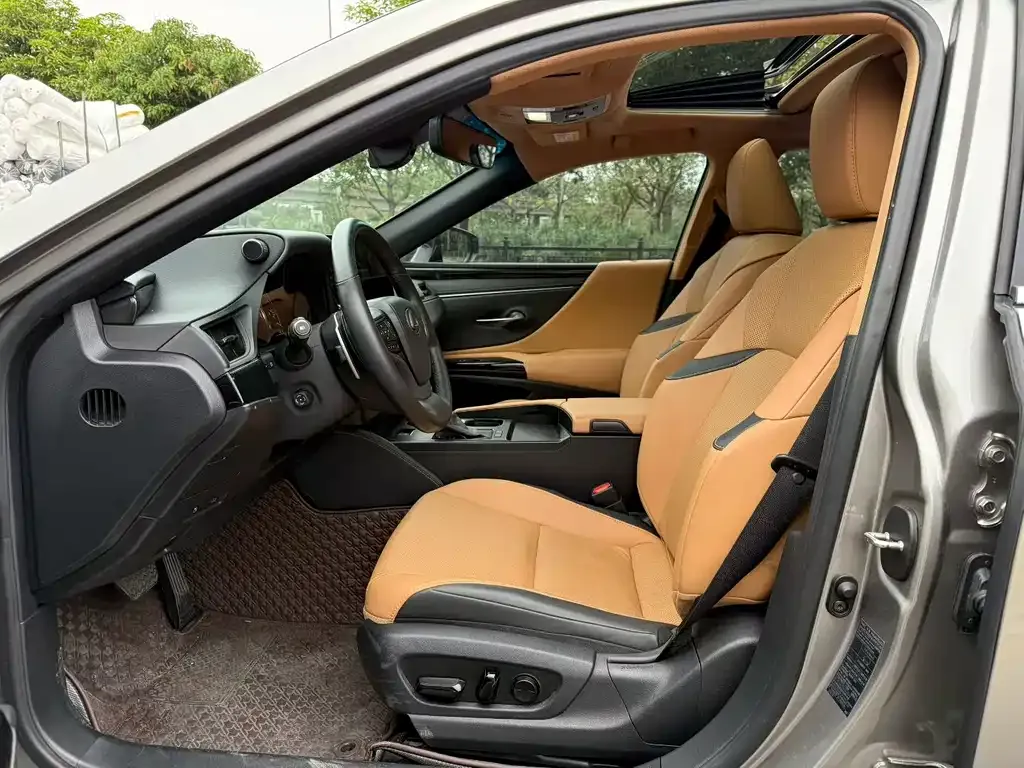 Lexus ES 2024 из CN, фото 3