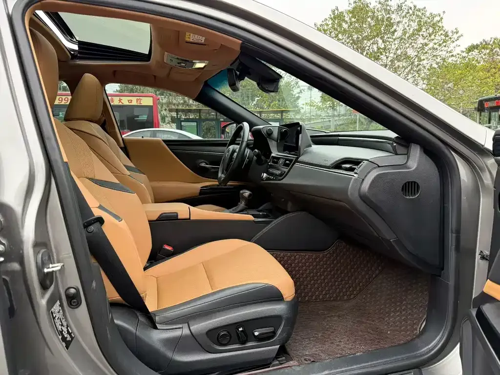 Lexus ES 2024 из CN, фото 5
