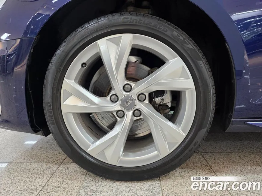 Audi A4 2021 из KR, фото 7