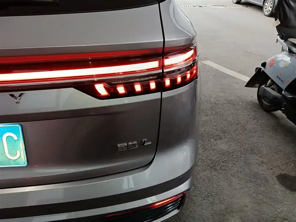 Geely Xingyue L 2022 из CN, фото 5
