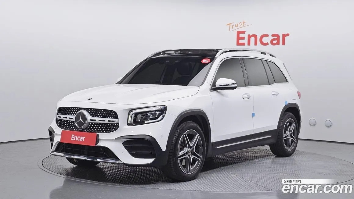 Mercedes-Benz GLB-Class — фото 1