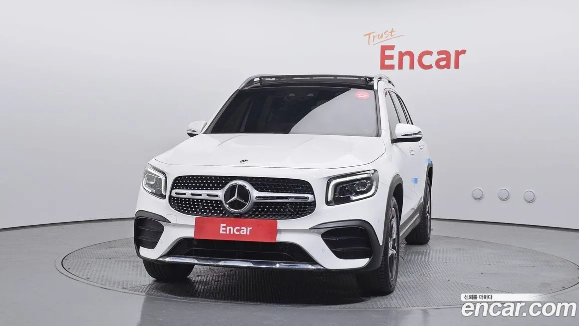 Mercedes-Benz GLB-Class — фото 2