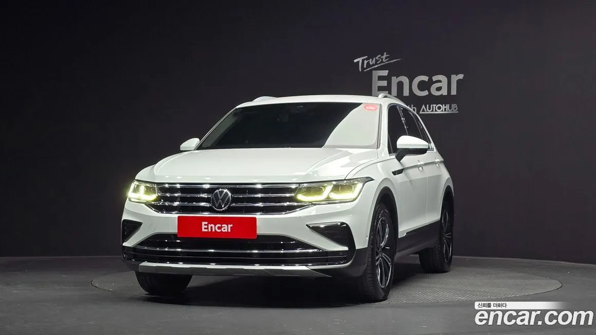 Volkswagen Tiguan — фото 8