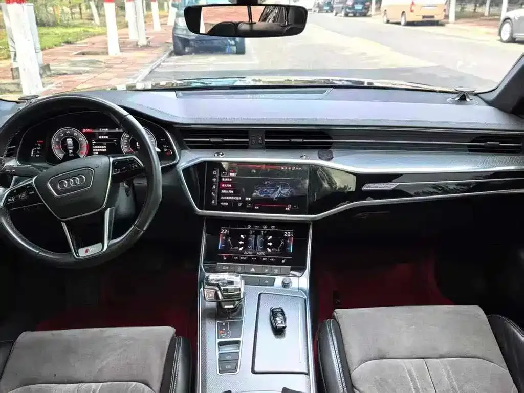 Audi A6L 2022 из CN, фото 4
