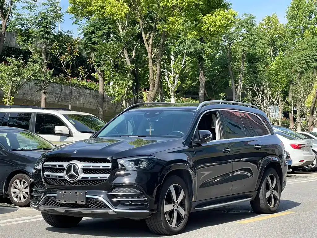 Mercedes-Benz GLS — фото 1