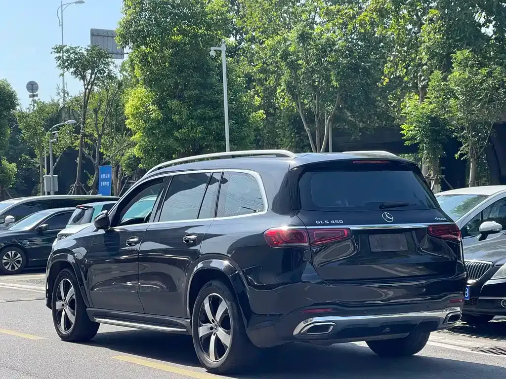 Mercedes-Benz GLS — фото 5