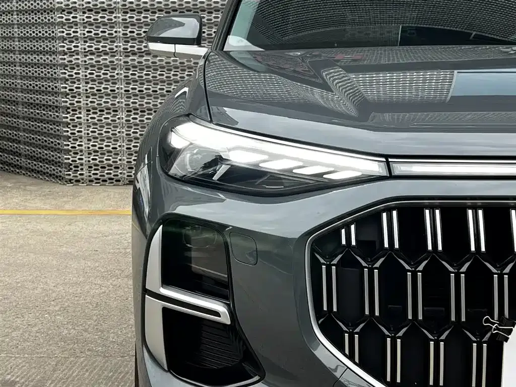 Audi Q6 — фото 5
