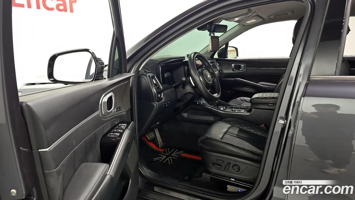 Kia Sorento — фото 10