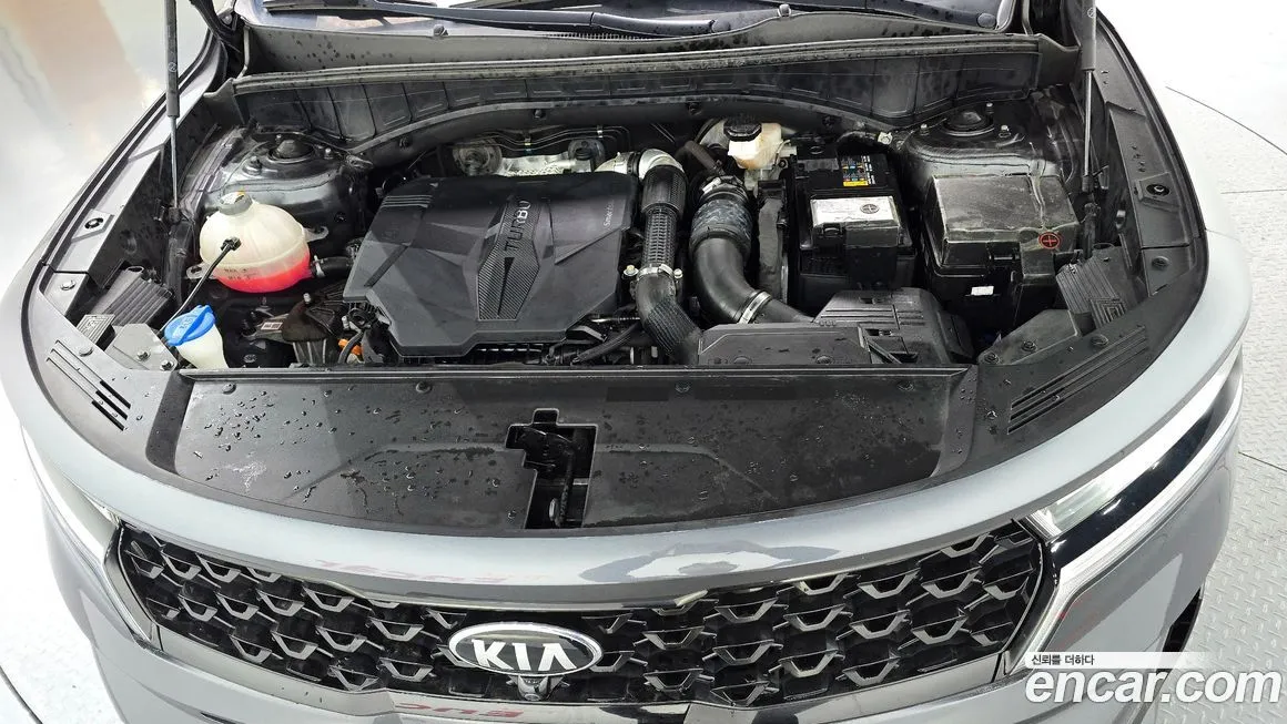 Kia Sorento — фото 9