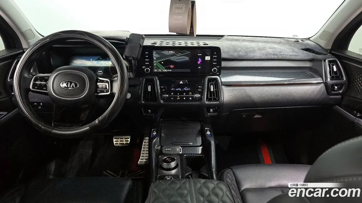 Kia Sorento — фото 7