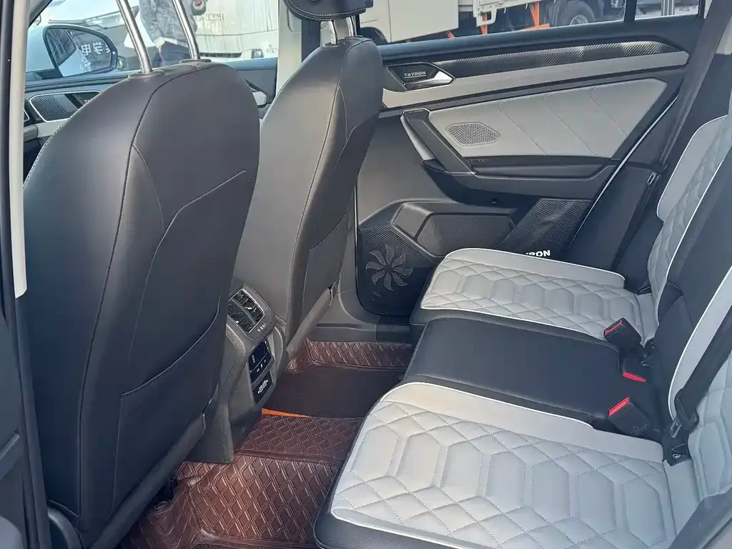 Volkswagen Tayron 2023 из CN, фото 4