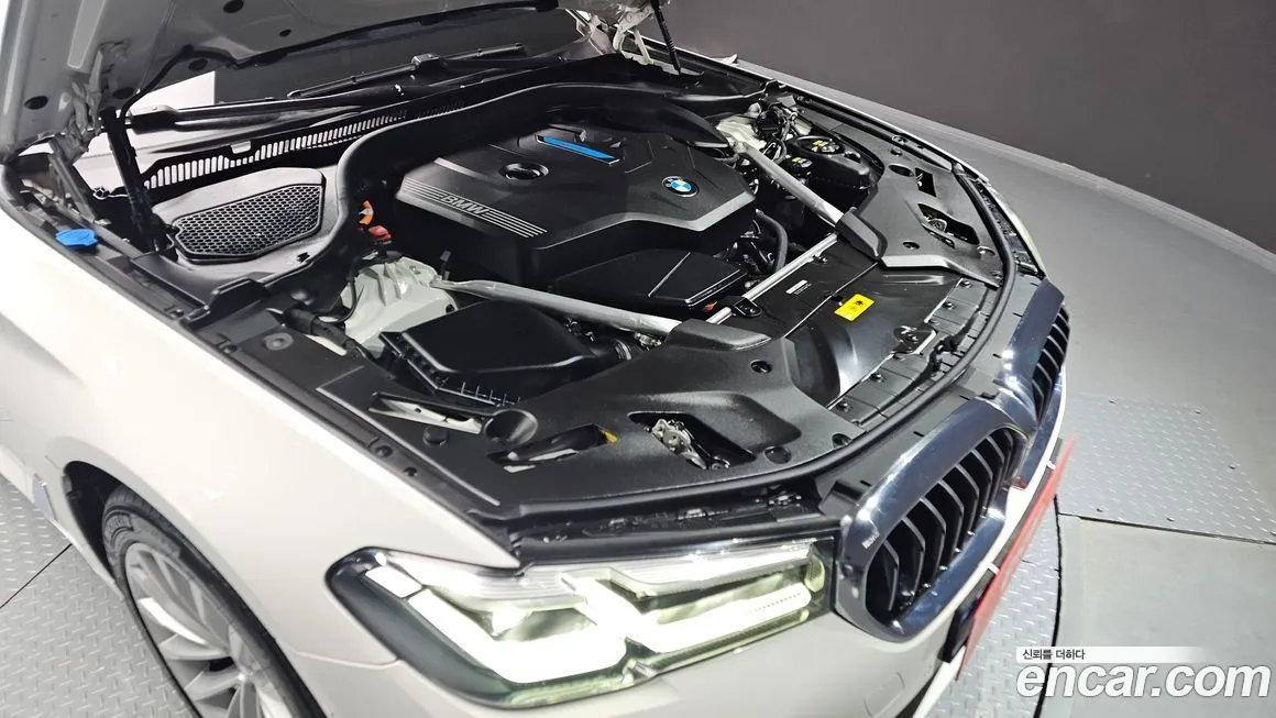 BMW 5-Series 2021 из KR, фото 8