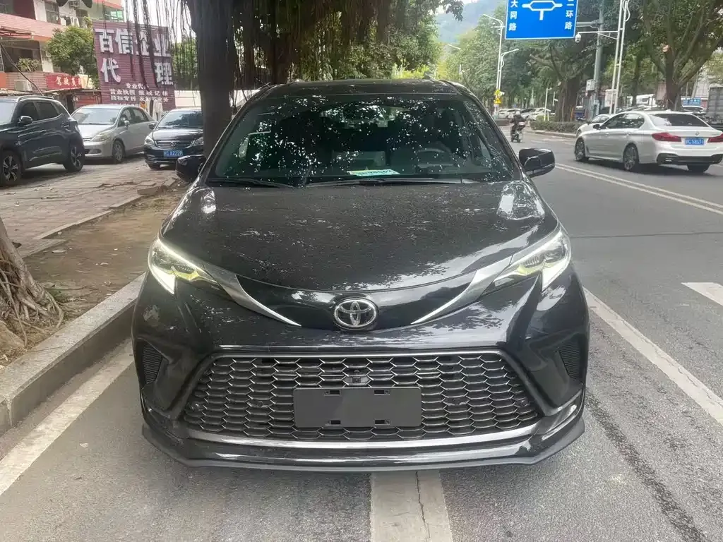 Toyota Granvia 2026 из CN, фото 7