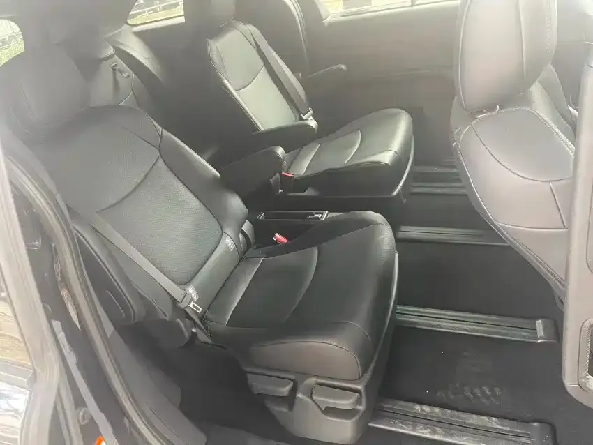 Toyota Granvia 2026 из CN, фото 2