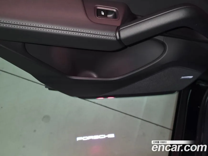 Porsche Cayenne 2025 из KR, фото 2