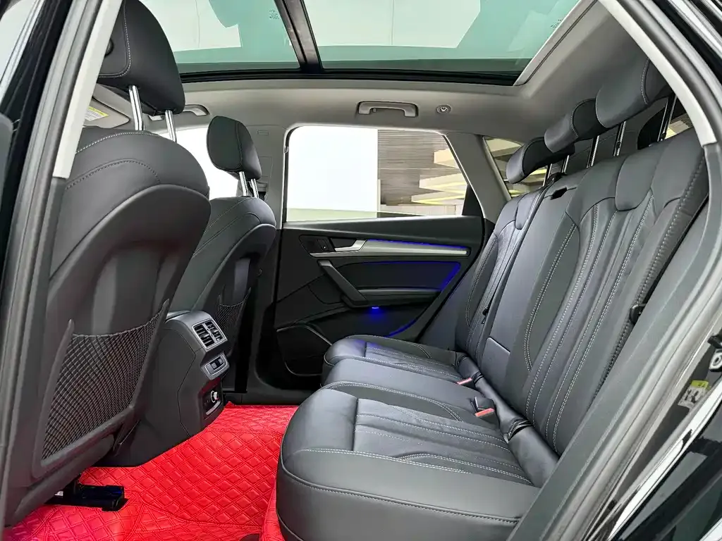 Audi Q5L 2024 из CN, фото 6