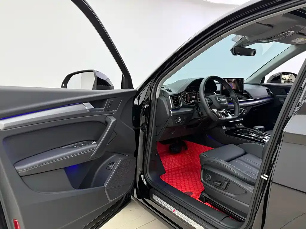 Audi Q5L 2024 из CN, фото 5