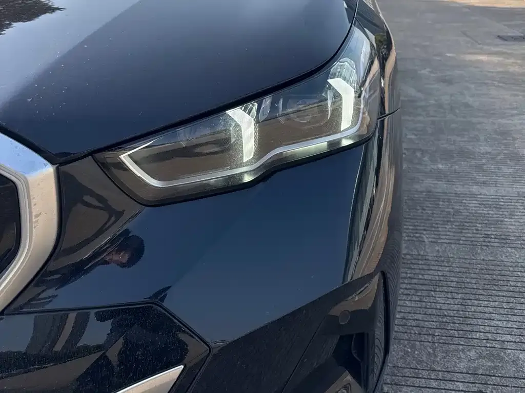 BMW 5 Series 2025 из CN, фото 5
