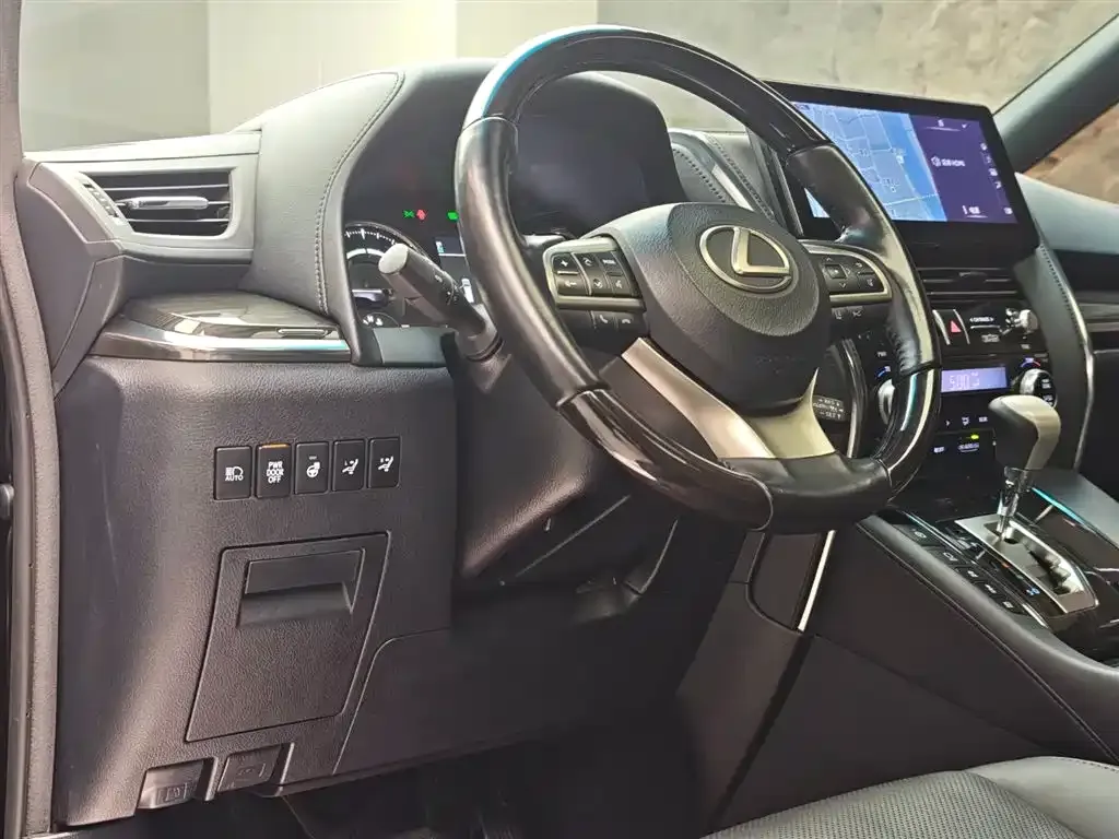Lexus LM 2022 из CN, фото 10