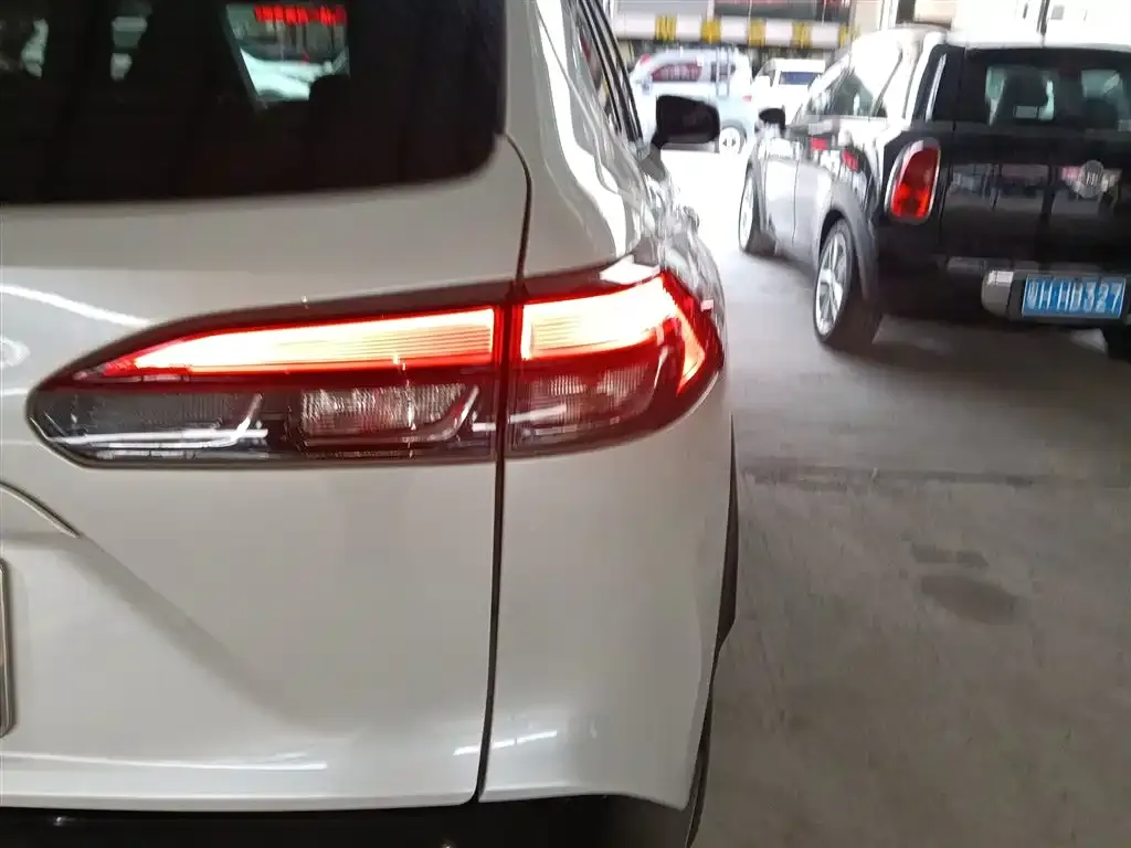 Toyota Frontlander 2024 из CN, фото 2