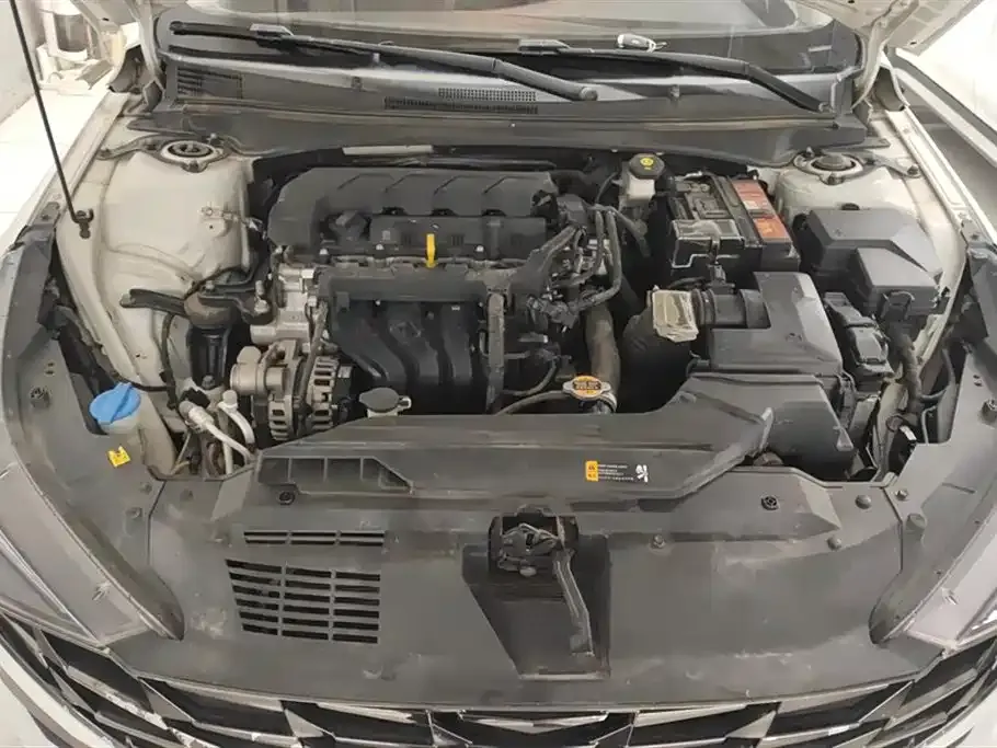 Hyundai Elantra 2022 из CN, фото 10
