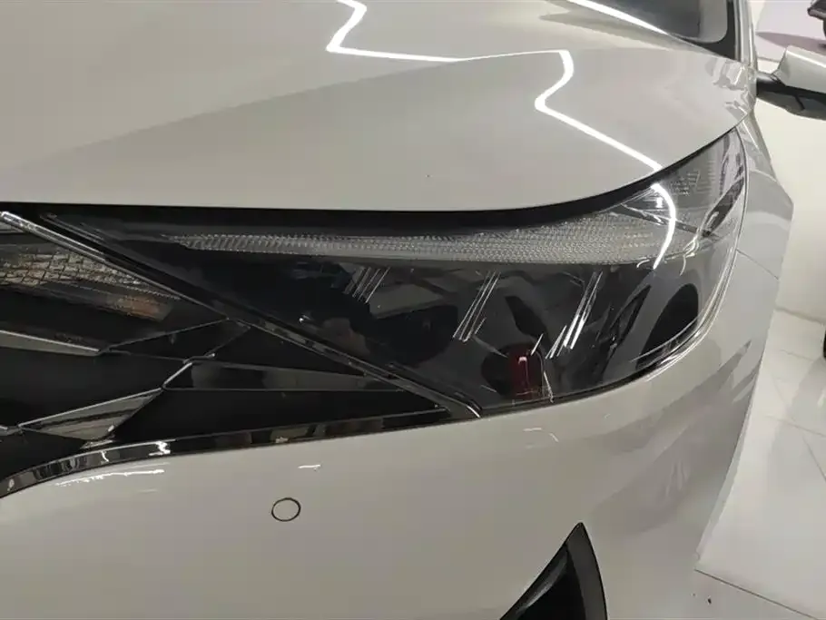 Hyundai Elantra 2022 из CN, фото 8