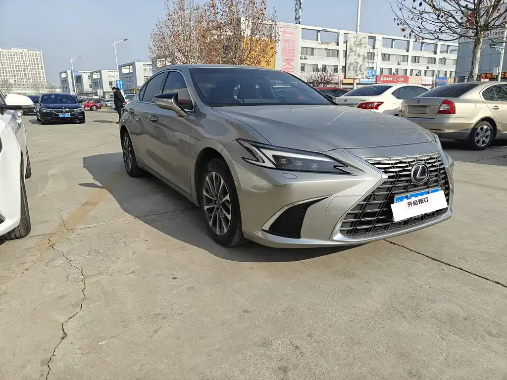 Lexus ES 2025 из CN, фото 5