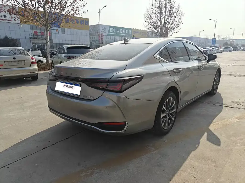 Lexus ES 2025 из CN, фото 9