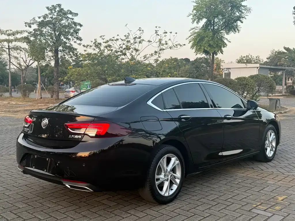 Buick Regal — фото 4