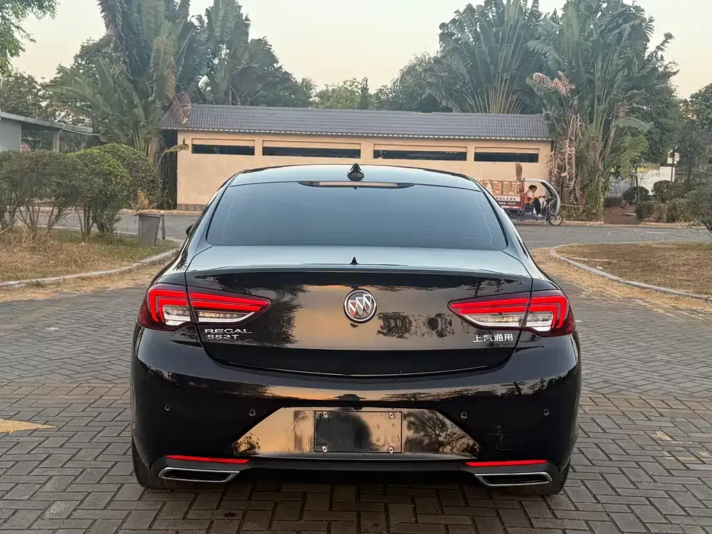 Buick Regal — фото 5