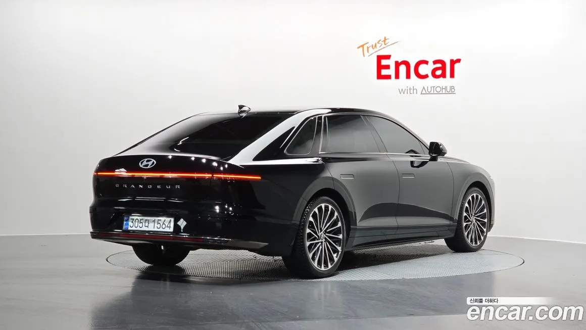 Hyundai Grandeur 2023 из KR, фото 2