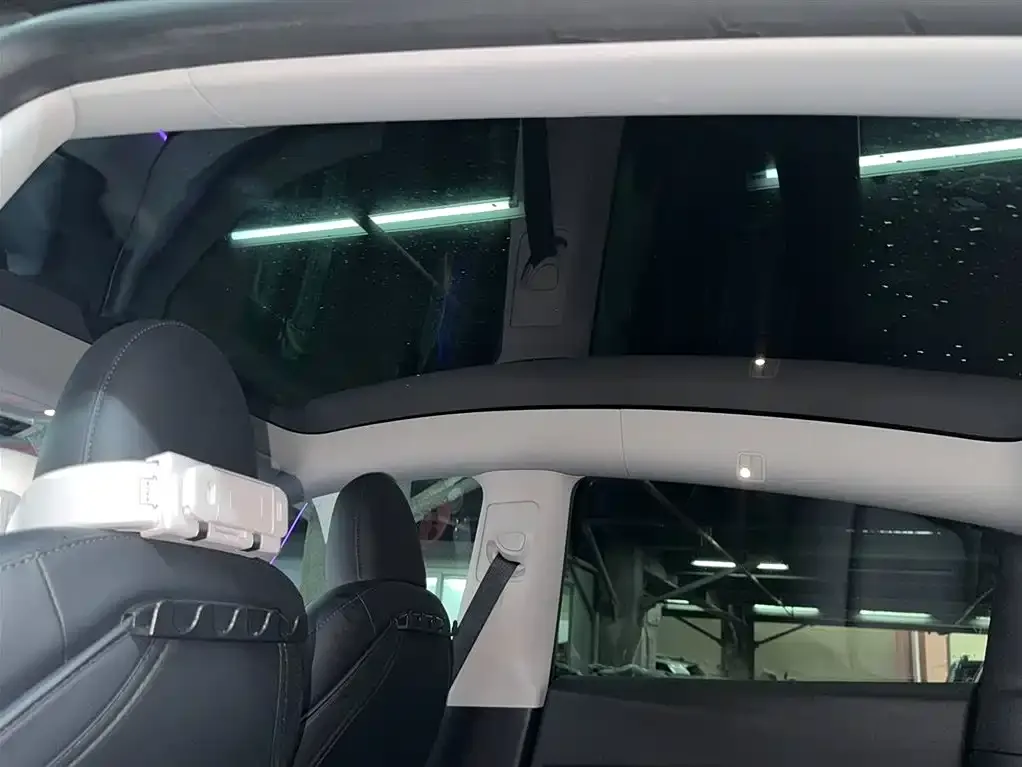 Tesla Model Y 2024 из CN, фото 3
